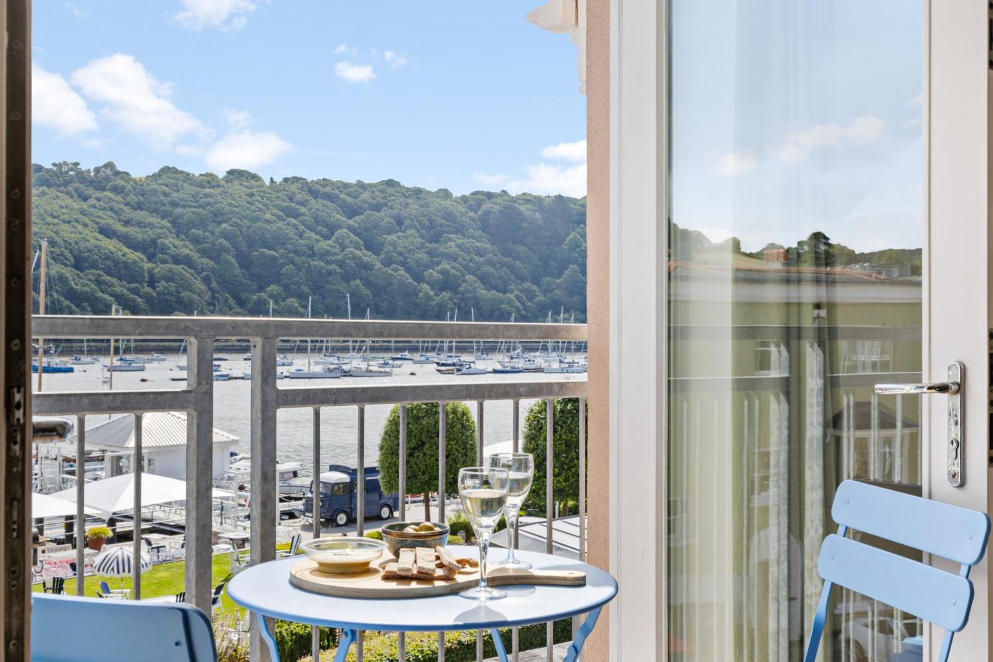 Dart Marina - Luxury Apartment On Marina Dartmouth Bagian luar foto