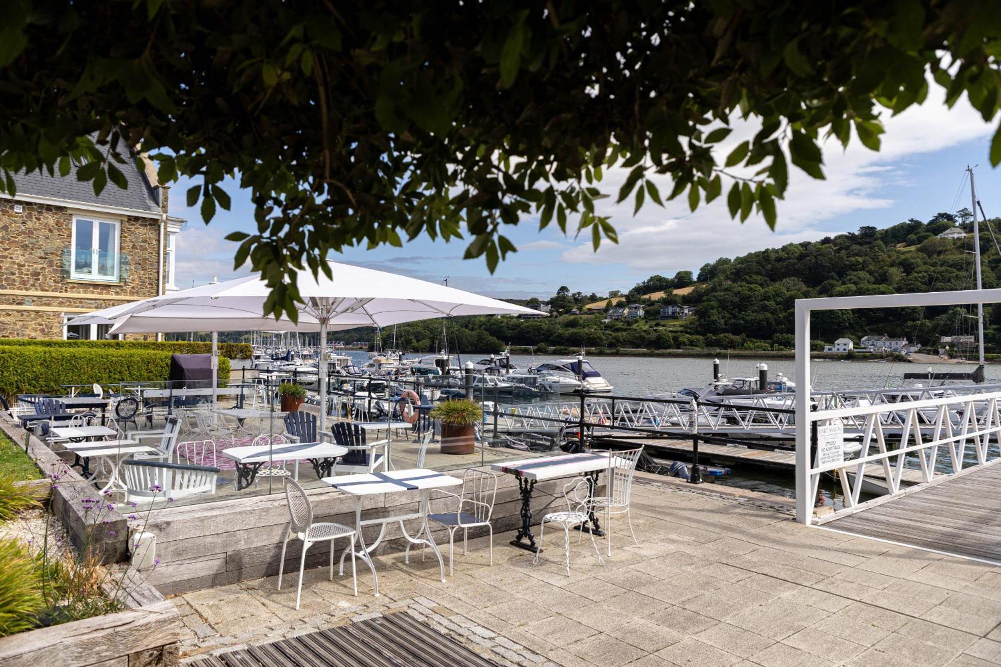 Dart Marina - Luxury Apartment On Marina Dartmouth Bagian luar foto