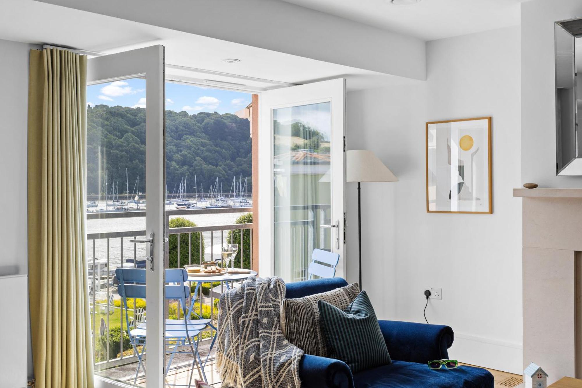 Dart Marina - Luxury Apartment On Marina Dartmouth Bagian luar foto