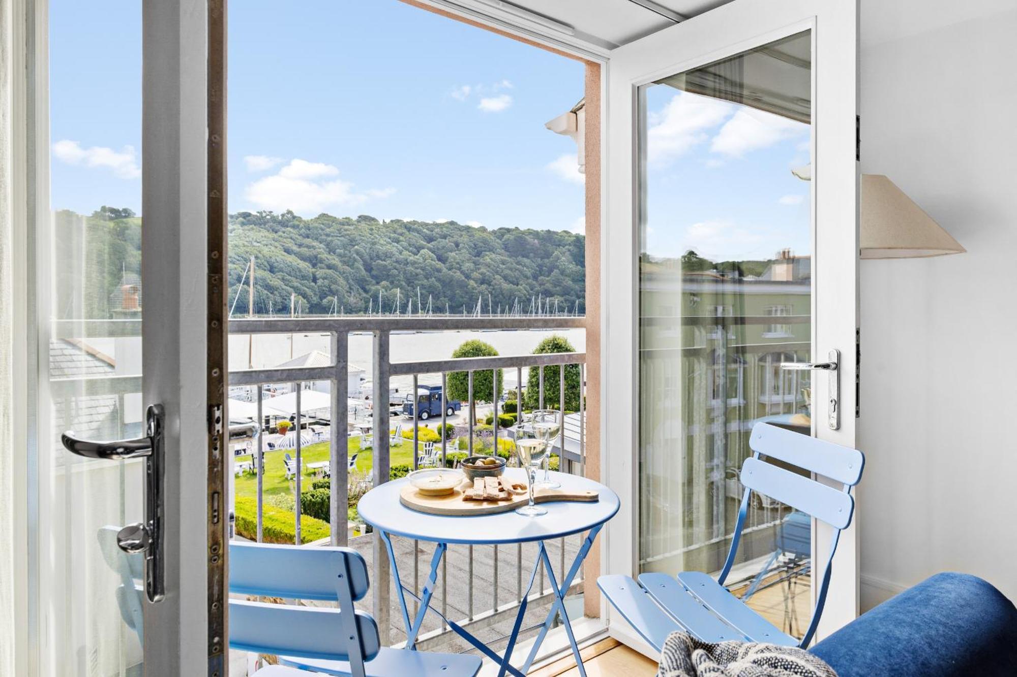 Dart Marina - Luxury Apartment On Marina Dartmouth Bagian luar foto